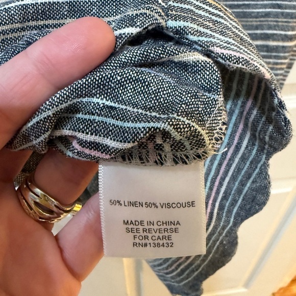 Modcloth Gray Pink Blue Striped Sleeveless Linen blend scalloped hem top - Picture 7 of 7